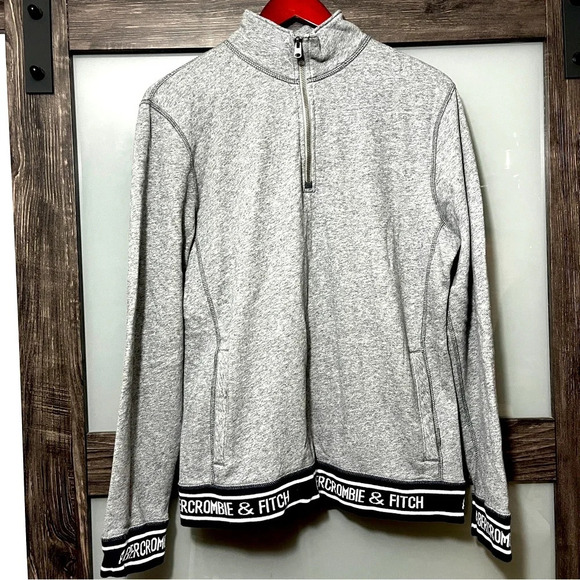 Abercrombie & Fitch Heather Gray & Navy Spellout 1/4 Zip Kangaroo Pocket Med - Picture 1 of 11
